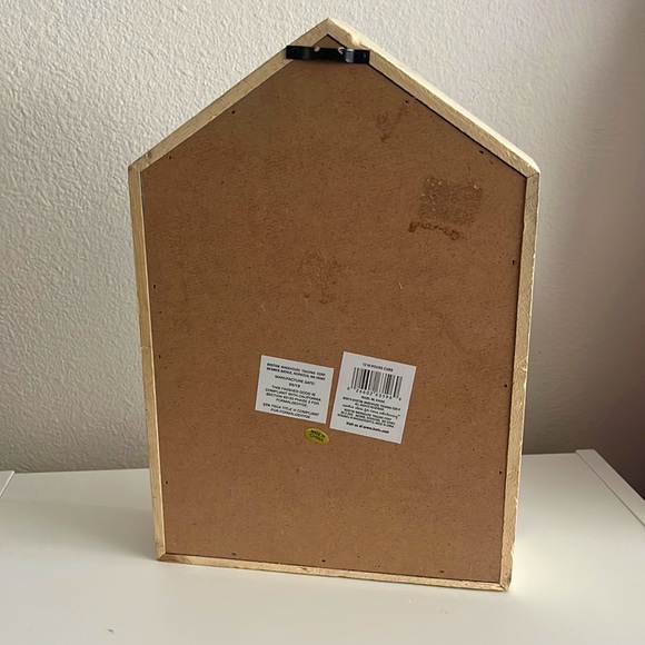 ☀️ 3 / $15 Sale ☀️ Home "This is our happy place" Wall hang or stand up decor. - Picture 3 of 8